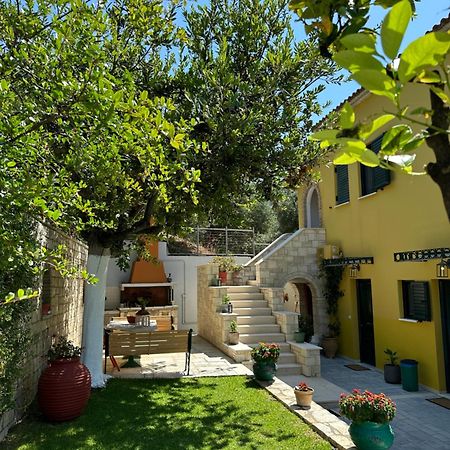Villa Sofia Парга Экстерьер фото